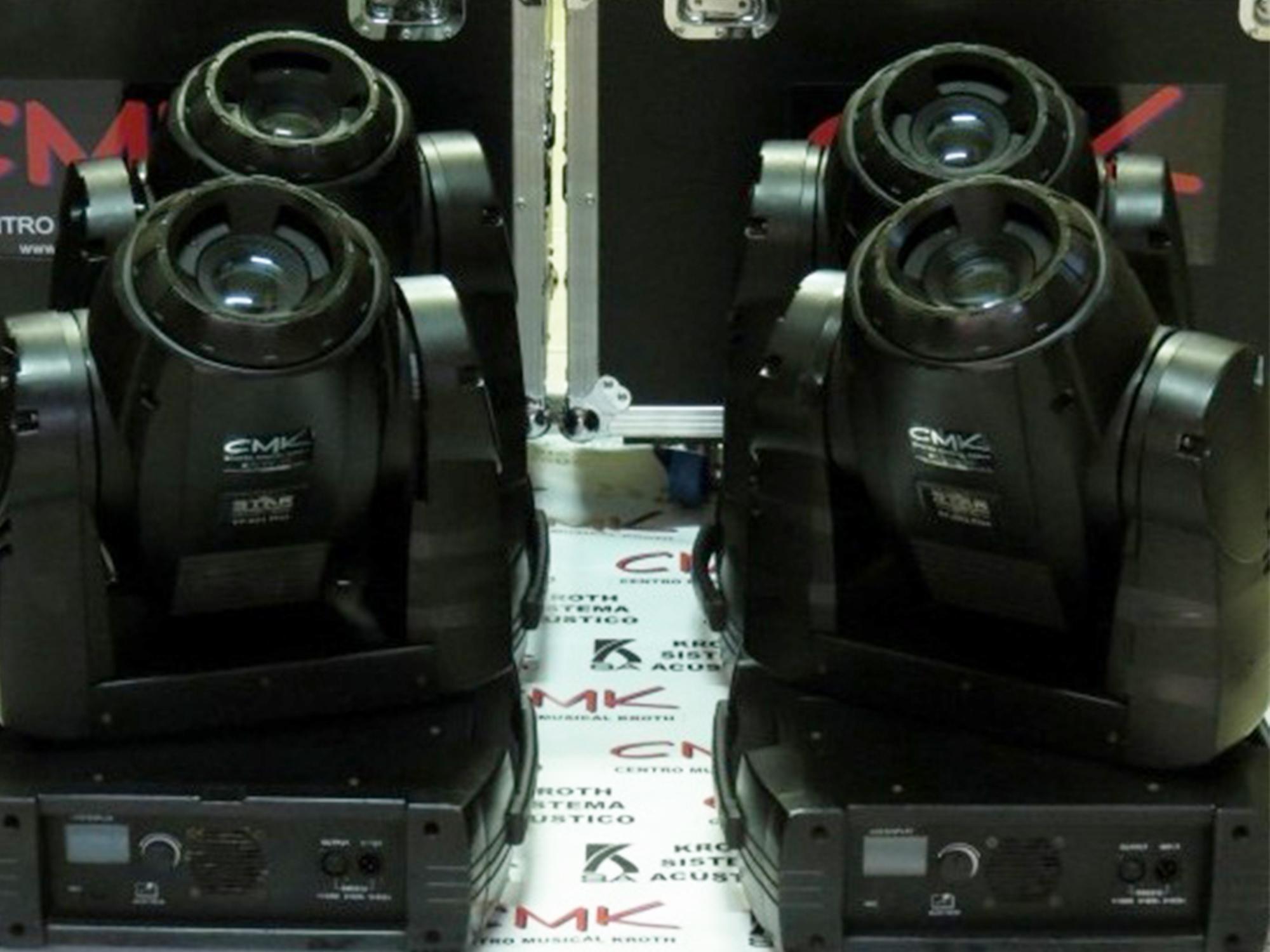 Foto do produto  4 Moving Star KF 601 Plus (Usada) com case Foto do produto  4 Moving Star KF 601 Plus (Usada) com case