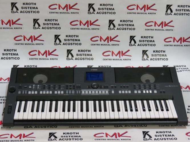 Foto do produto Teclado Yamaha PSR-S650 (Usado)
