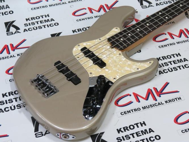 Foto do produto Contrabaixo Jazz Bass American Deluxe 97/98 (usado)