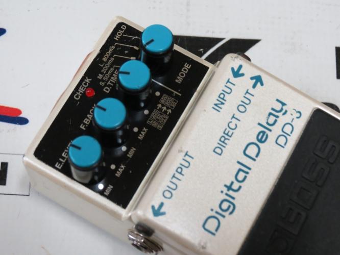 Foto do produto Pedal de Efeito p/ Guitarra Digital DELAY DD-3 - Boss (usado) Foto do produto Pedal de Efeito p/ Guitarra Digital DELAY DD-3 - Boss (usado)