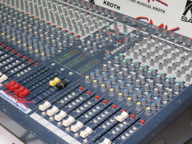 Mixer Soundcraft LX7ii (Usado) - CMK