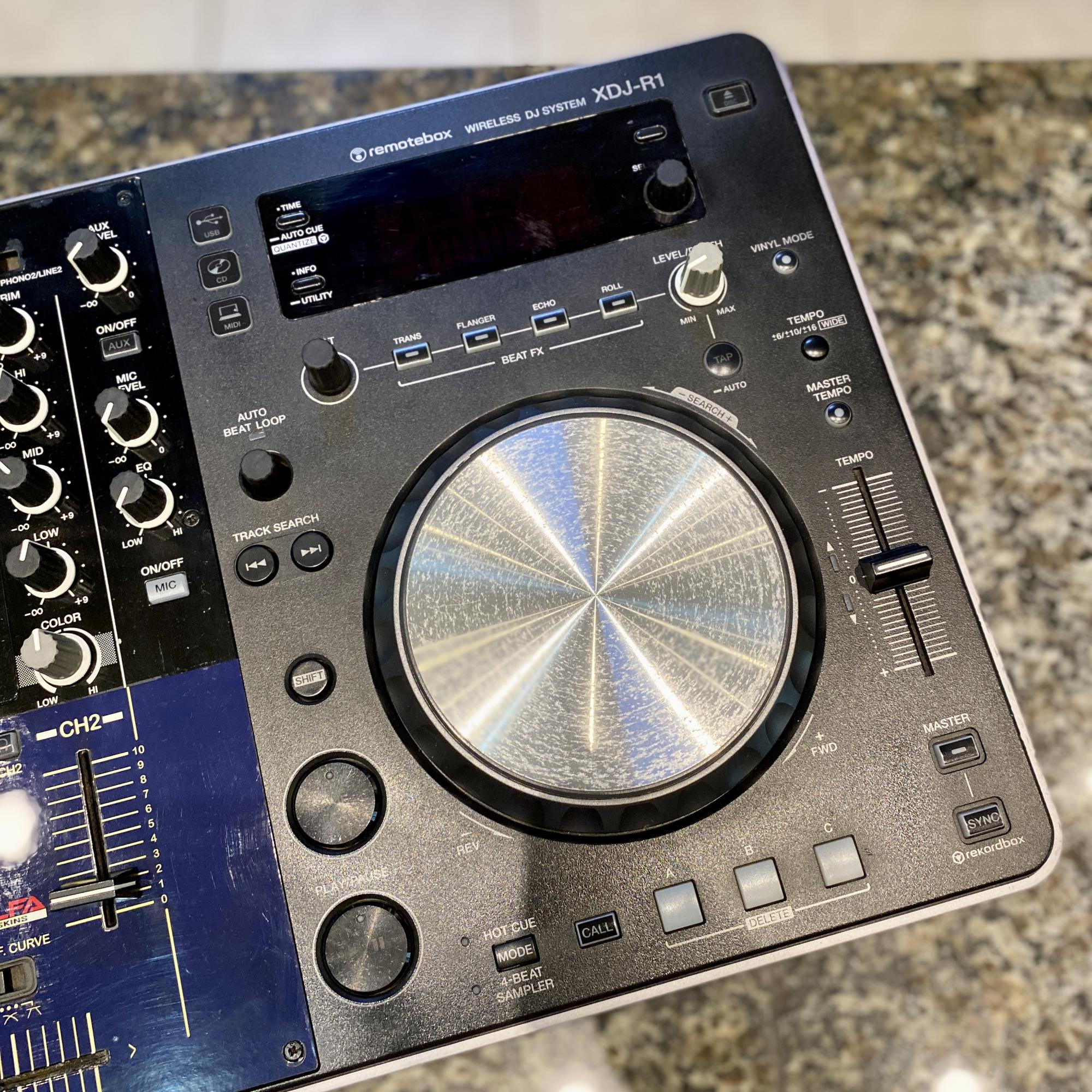 Controladora de software Pioneer para DJ XDJ-R1 (usada) - CMK