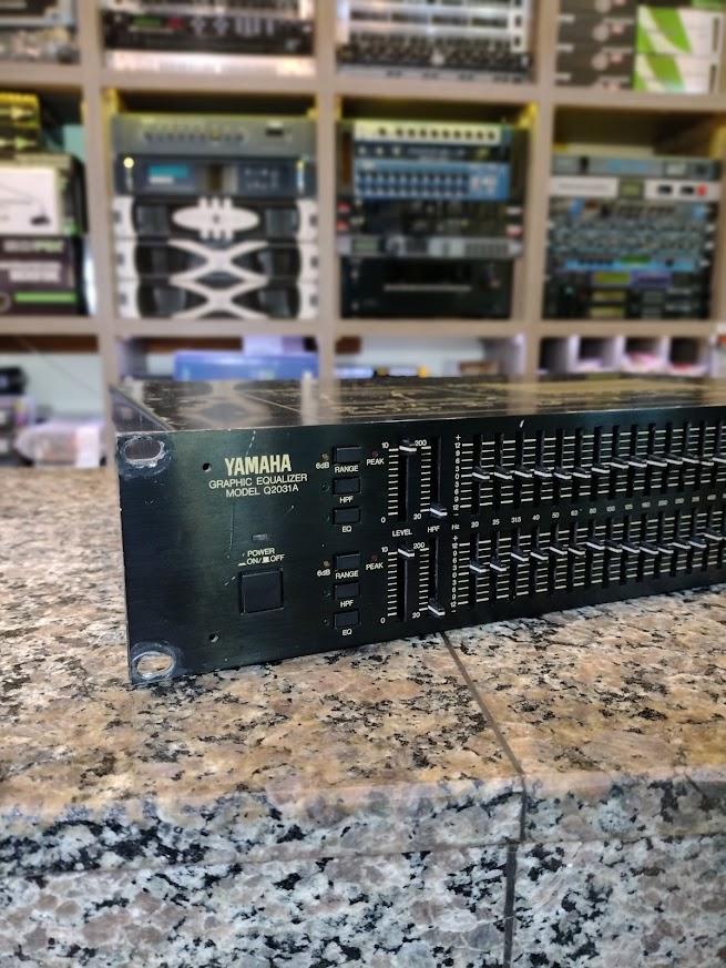 Equalizador Yamaha Q2031a Made In Japan (usado) - CMK