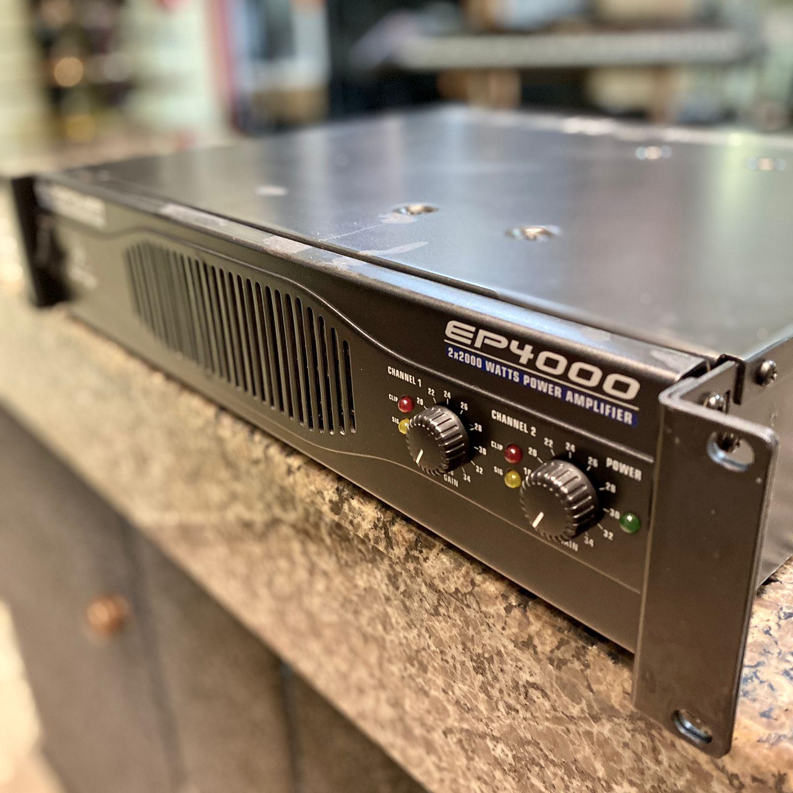 Foto do produto Amplificador de Potencia Behringer Ep4000 4.000 watts (usado)