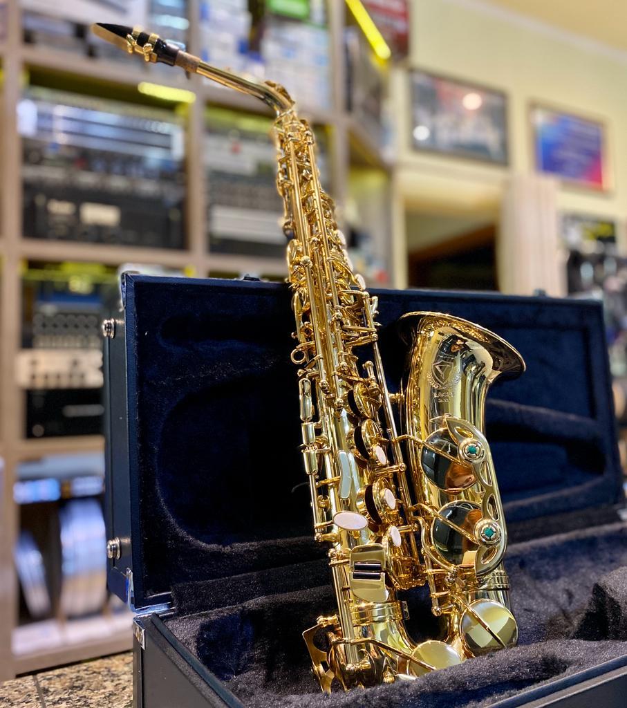 Foto do produto Saxofone Eagle SA 501 (Seminovo) Foto do produto Saxofone Eagle SA 501 (Seminovo)