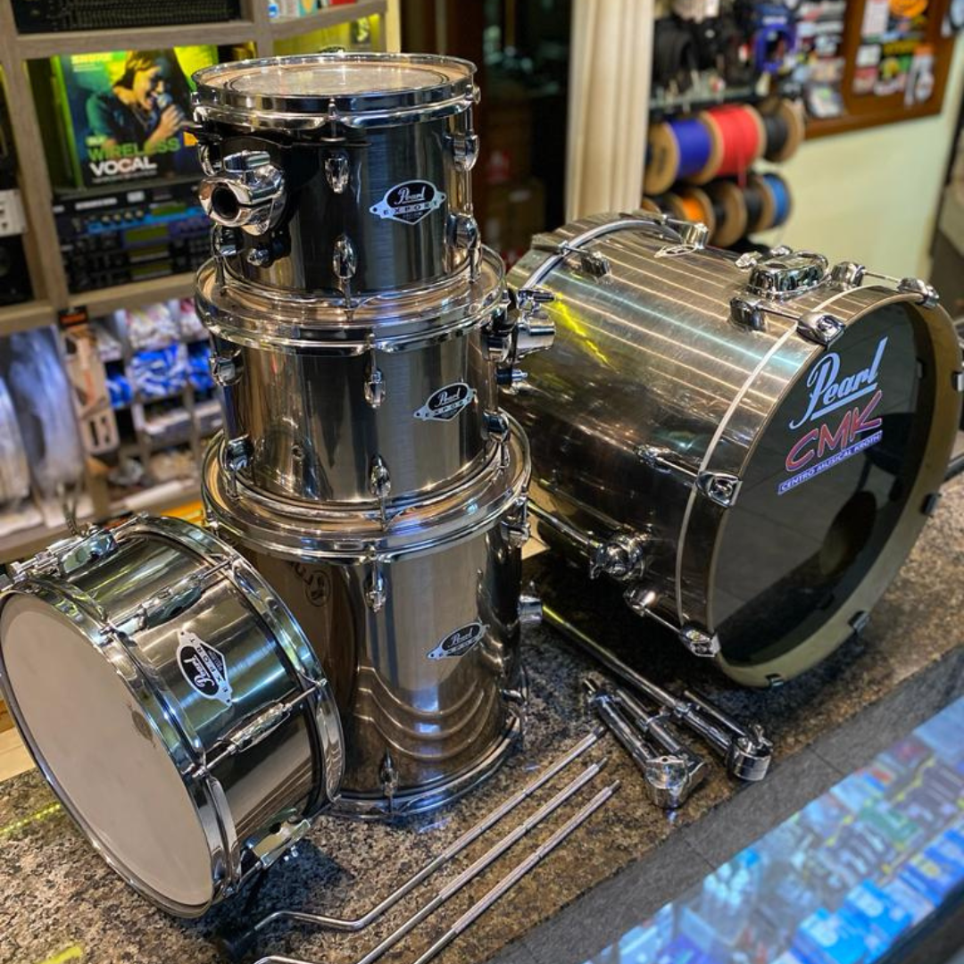 Foto do produto Bateria Shell Pack Pearl Export 5 peças Prata Smokey Chrome (usada)