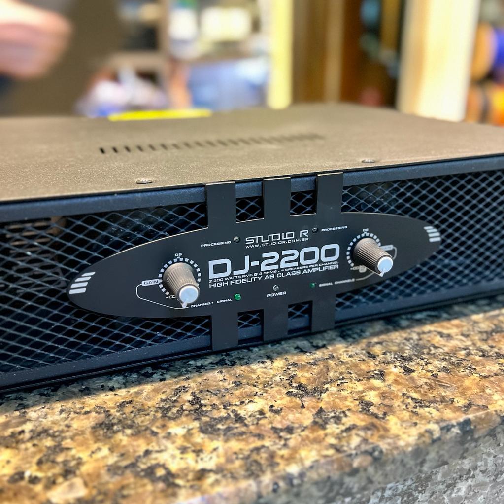 Foto do produto Amplificador Studio R DJ-2200 (usado)