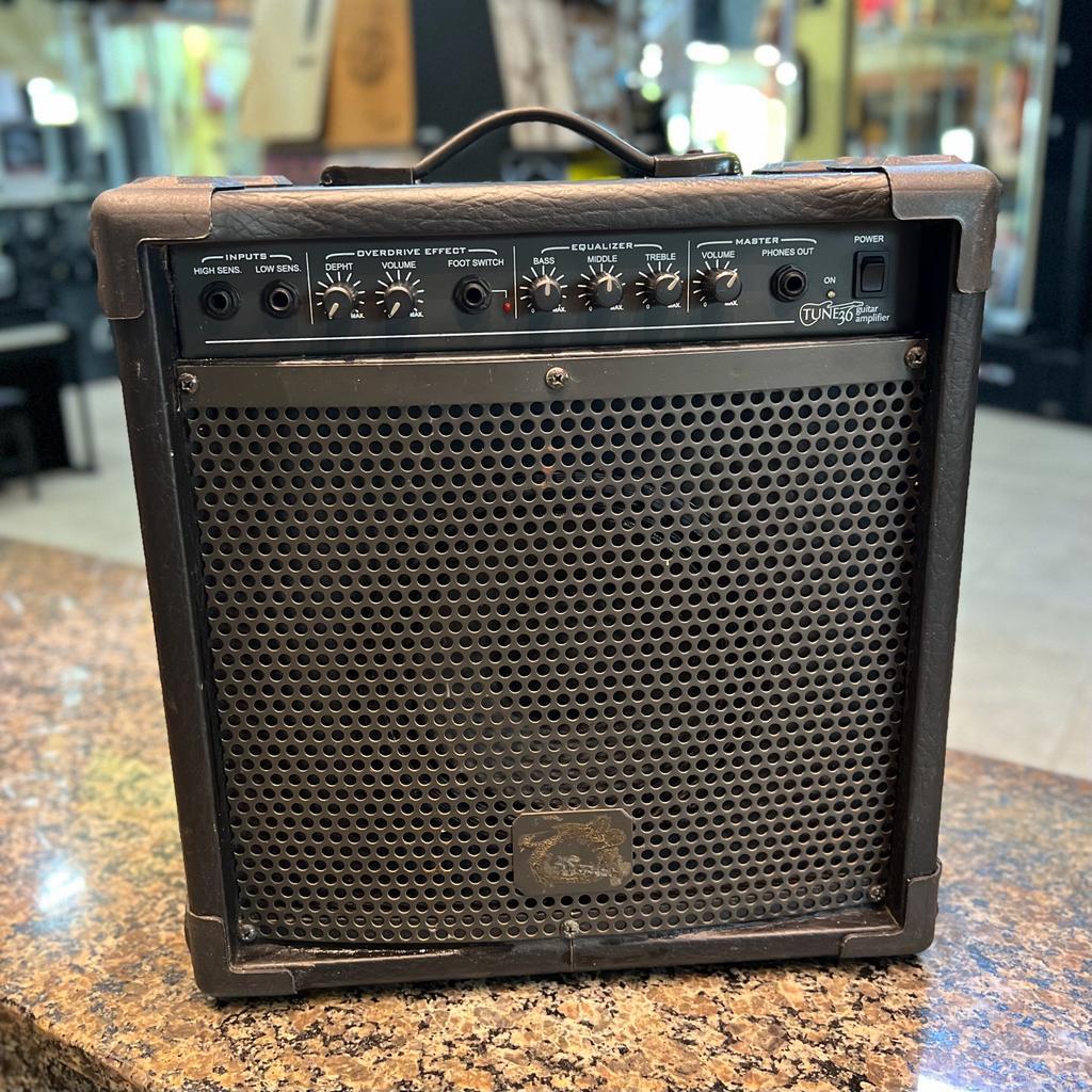 Foto do produto  Amplificador p/ Guitarra Dobsom Tune 36 (USADO)