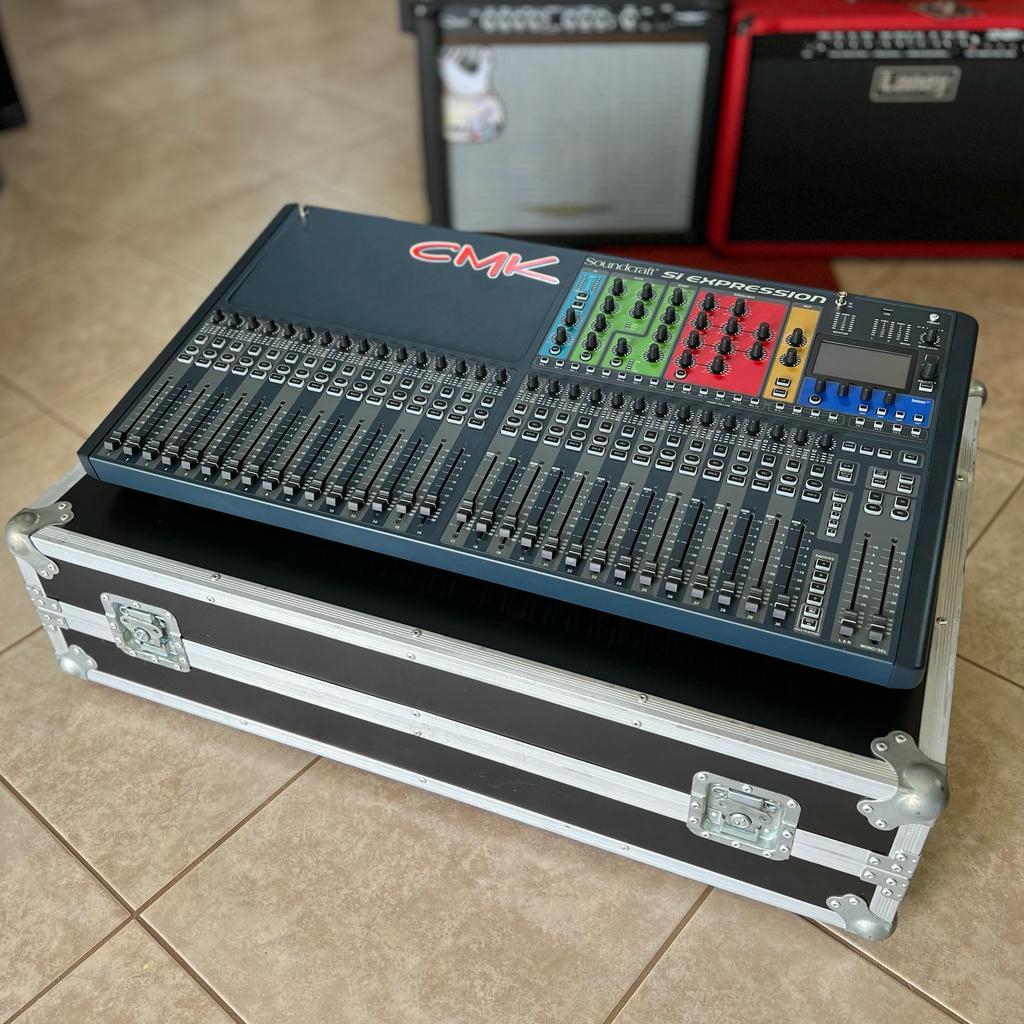 Foto do produto  Mixer Digital Si Expression 3 Soundcraft  (SEMINOVO - Showroom)