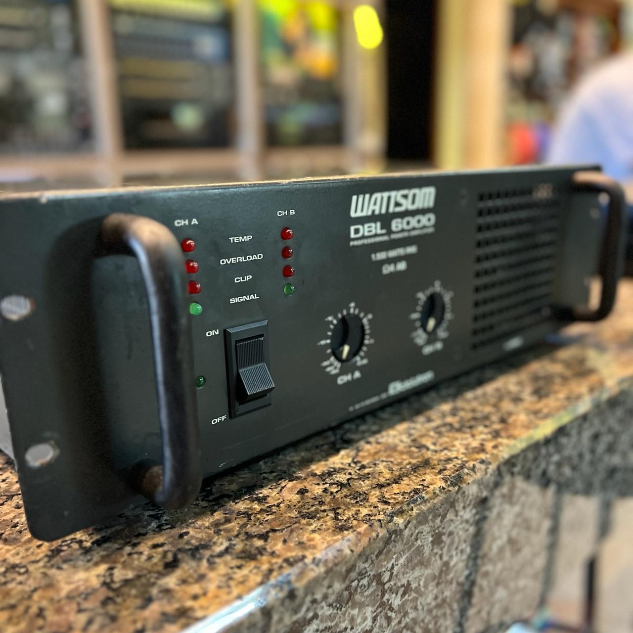 Foto do produto Amplificador WATTSOM DBS 6000 (usado)