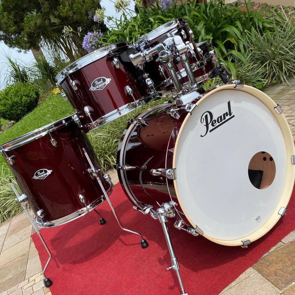 Foto do produto Bateria Export Pearl Shell Pack #760 Burgundy Com Bumbo 20¨ 5 Peças Foto do produto Bateria Export Pearl Shell Pack #760 Burgundy Com Bumbo 20¨ 5 Peças