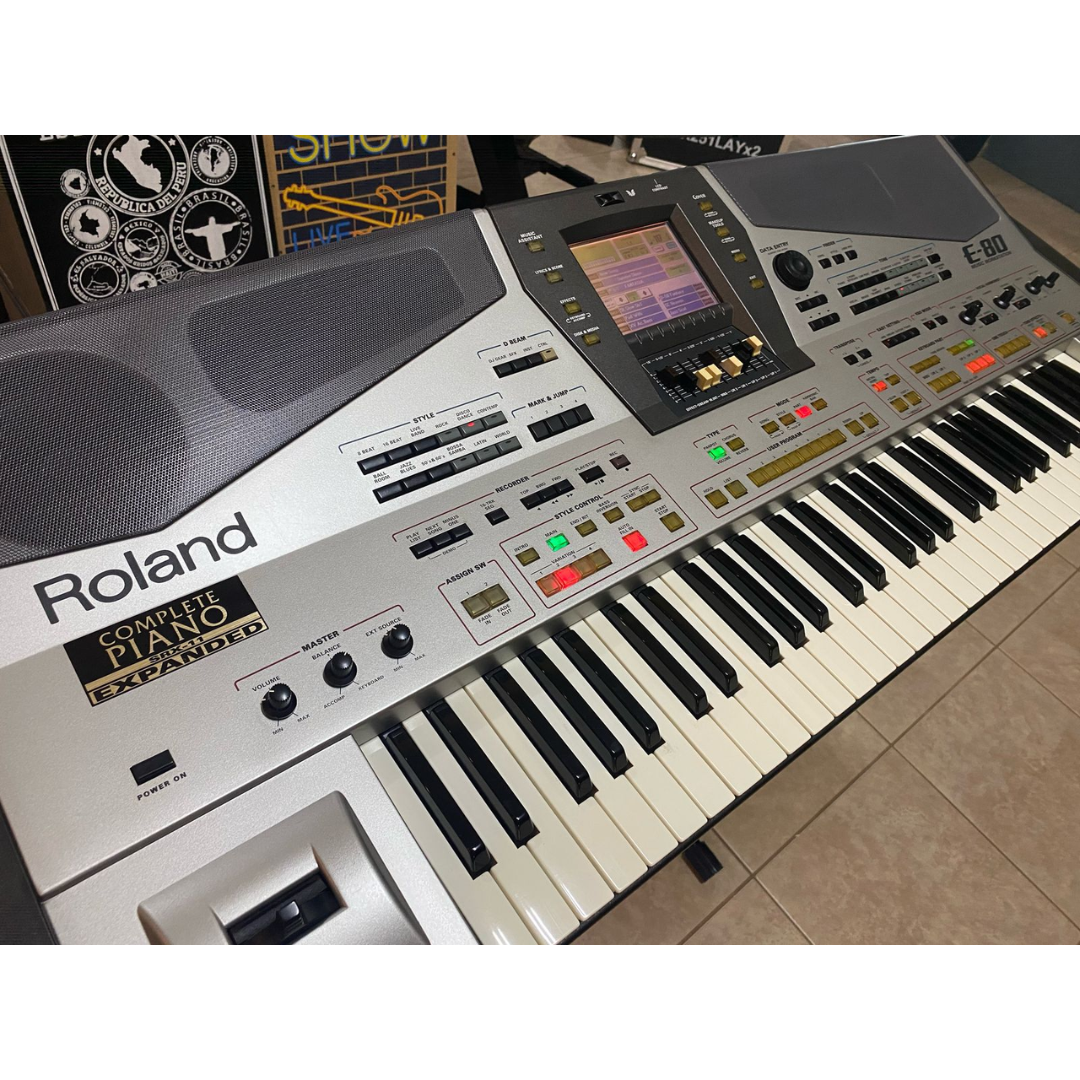 Foto do produto Teclado Roland E-80 (USADO em perfeito estado de conservação)