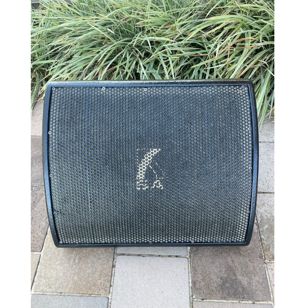 Foto do produto Caixa passiva KSA/12" para monitor (USADA SEMI NOVA) Foto do produto Caixa passiva KSA/12" para monitor (USADA SEMI NOVA)