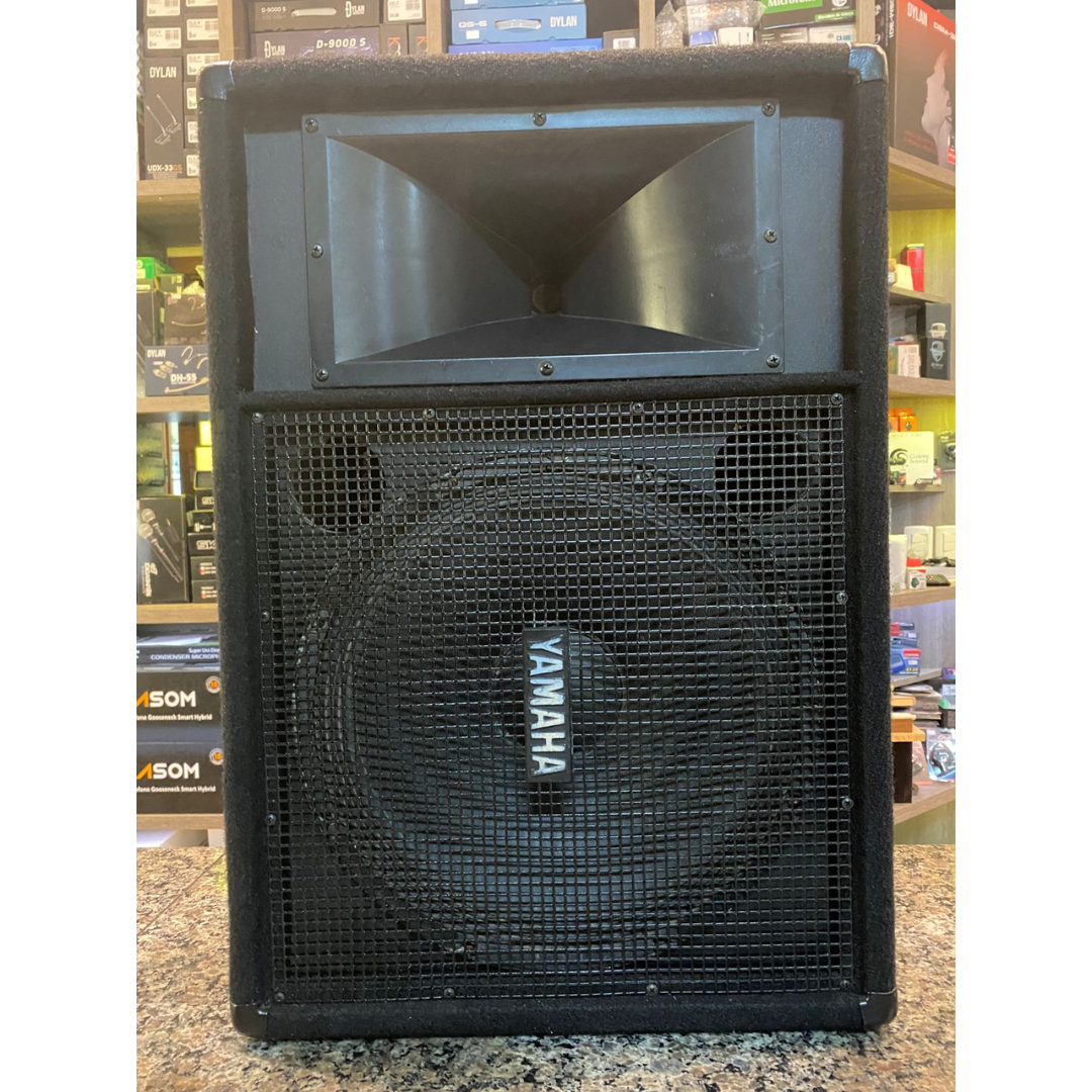 Foto do produto  Monitor Yamaha SM151V (USADO)