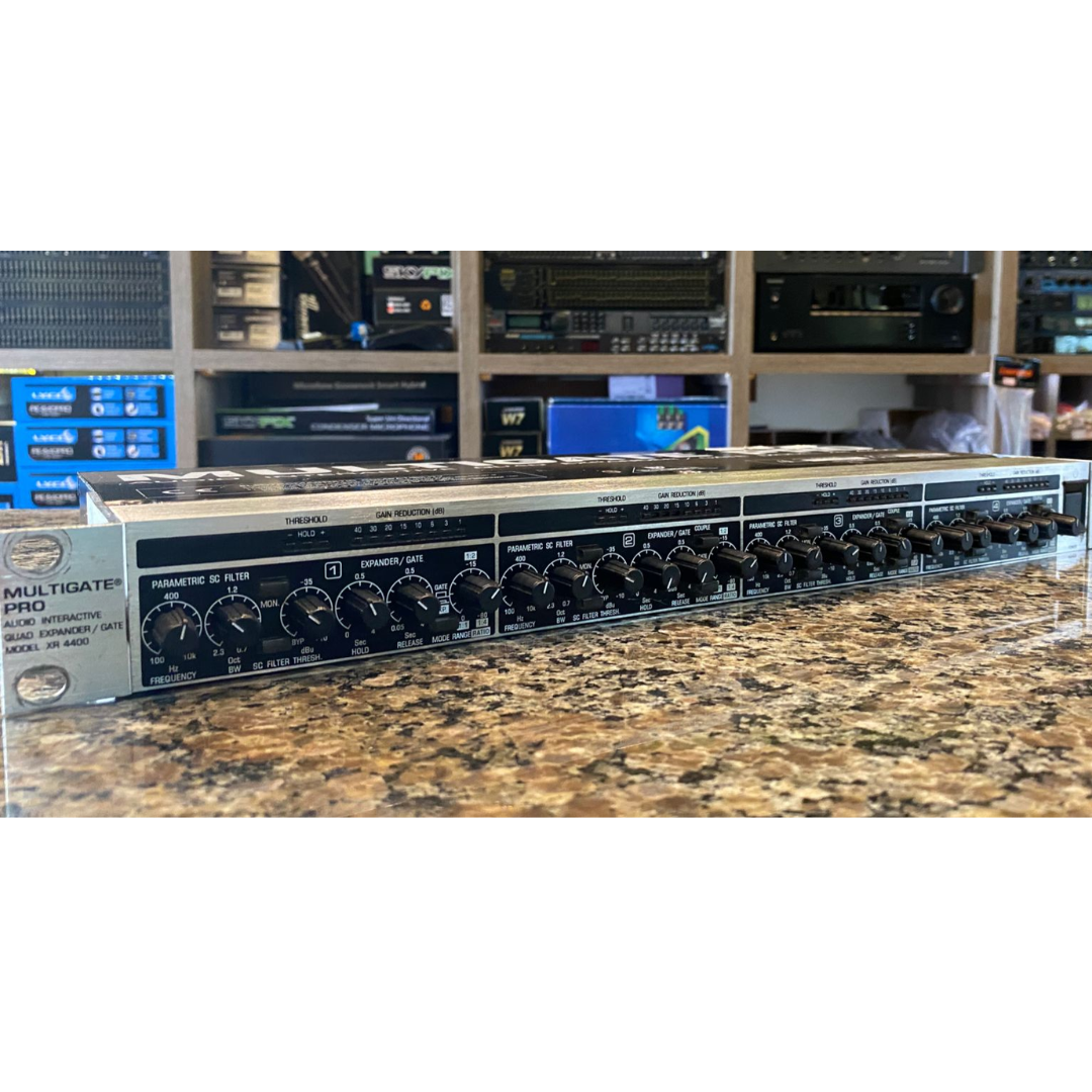 Foto do produto  Multigate Behringer Pro Xr4400 (usado)