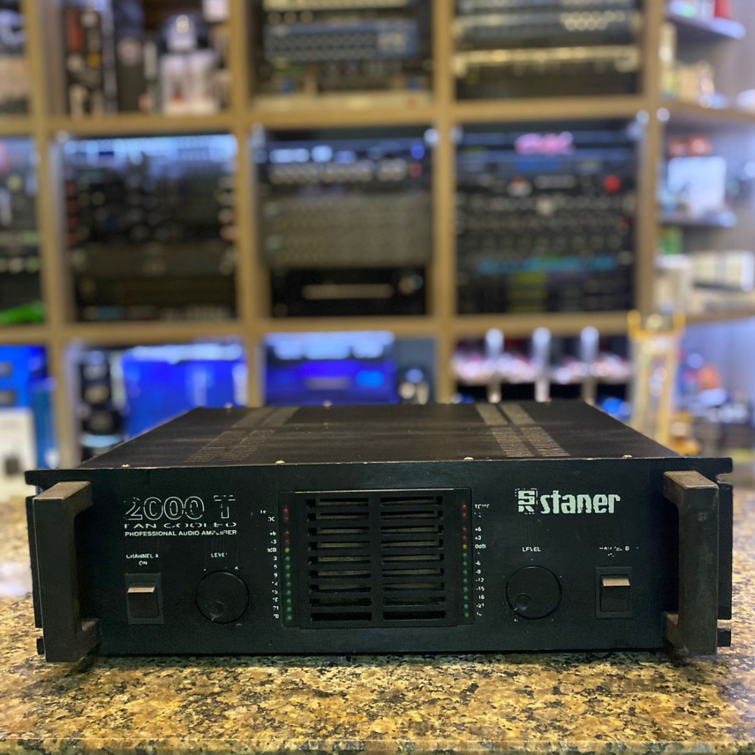 Foto do produto  AMPLIFICADOR STANER 2000 T (USADO)