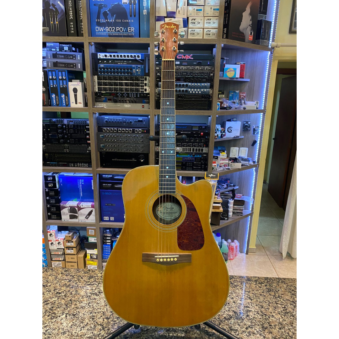 Foto do produto Violão Fender DG-19CE (usado) Foto do produto Violão Fender DG-19CE (usado)