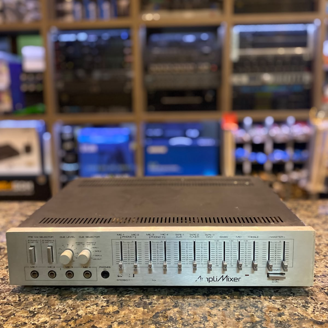 Foto do produto AmpliMixer Nashville NX8 (usado) Foto do produto AmpliMixer Nashville NX8 (usado)